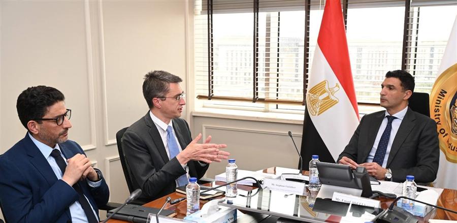 Egypt discusses boosting industrial cooperation, MSME financing with World Bank, IFC

